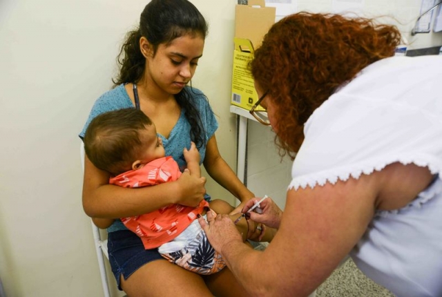 A meta Ã© vacinar 90% do pÃºblico prioritÃ¡rio, o que representa cerca 5 milhÃµes de pessoas (Foto: Gil Leonardi/Imprensa MG)