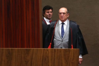 O presidente do TSE, ministro Gilmar Mendes, na retomada do julgamento da aÃ§Ã£o em que o PSDB pede a cassaÃ§Ã£o da chapa Dilma-Temer (Foto: JosÃ© Cruz/AgÃªncia Brasil)