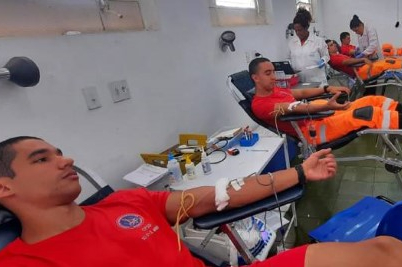 Mais de 70 bombeiros participam de doação voluntária de sangue