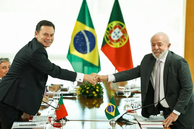 Brasil e Portugal firmam 19 acordos bilaterais em diversas áreas