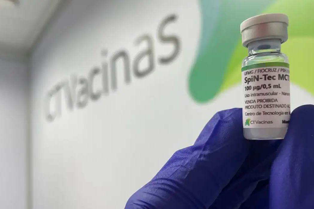 Vacina contra a covid desenvolvida pela UFMG avança para fase final e pode chegar ao SUS até 2027