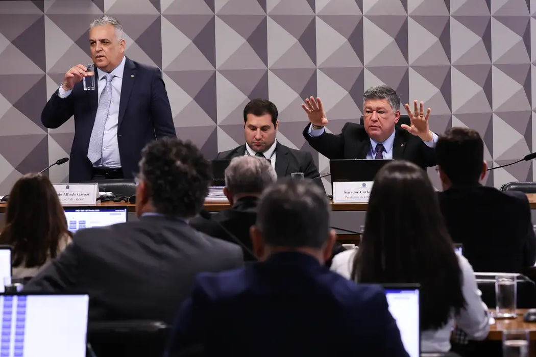 CPMI do INSS convoca dono do Banco Master e governador Romeu Zema