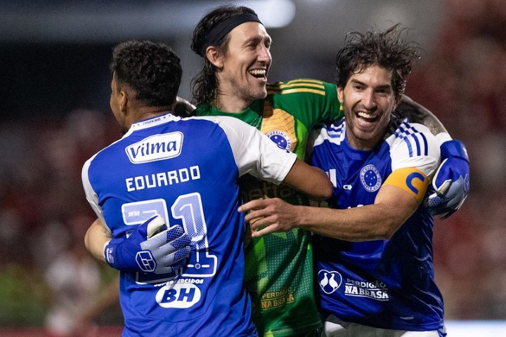 Cruzeiro renasce na Copa do Brasil: drama, herói Cássio e vaga garantida após seis anos