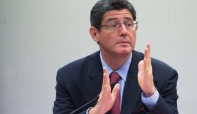 O ministro da Fazenda, Joaquim Levy, disse que os recursos do Fies nÃ£o diminuirÃ£o em relaÃ§Ã£o ao ano passado (Foto: Marcelo Camargo/AgÃªncia Brasil)