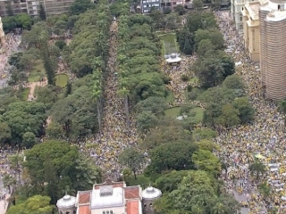 PraÃ§a da Liberdade recebeu 24 mil pessoas (Foto: ReproduÃ§Ã£o/TV Globo)