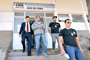 Condenado em segunda instÃ¢ncia, ex-prefeito foi preso no sÃ¡bado (foto: Marcelo Ribeiro/Tribuna de Minas)