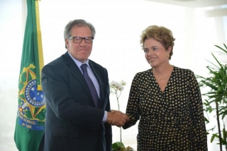   O secretÃ¡rio-geral da OEA, Luis Almagro, reafirmou Ã  presidenta Dilma Rousseff apoio contra o processo de impeachment (Foto: Antonio Cruz/AgÃªncia Brasil)