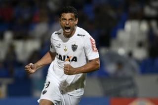 Fred anotou o gol de empate do AtlÃ©tico Mineiro (Foto: AFP/Andres Larrovere)