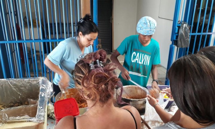 distribuição de comida