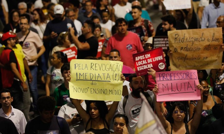 manifestação estudantes