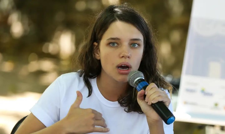 Bruna Linzmeyer na Mostra de Cinema de Tiradentes. 