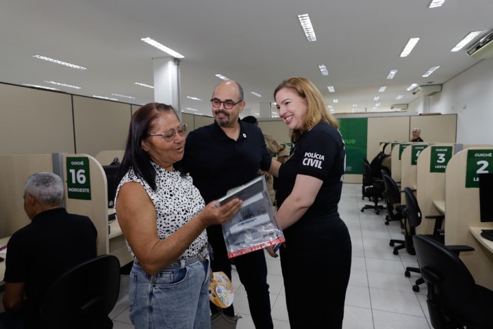 devolução de celulares pela PCMG