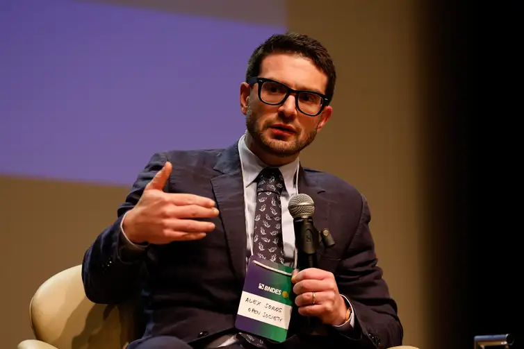 Alex Soros, presidente do Conselho da Open Society. Tânia Rêgo/Agência Brasil