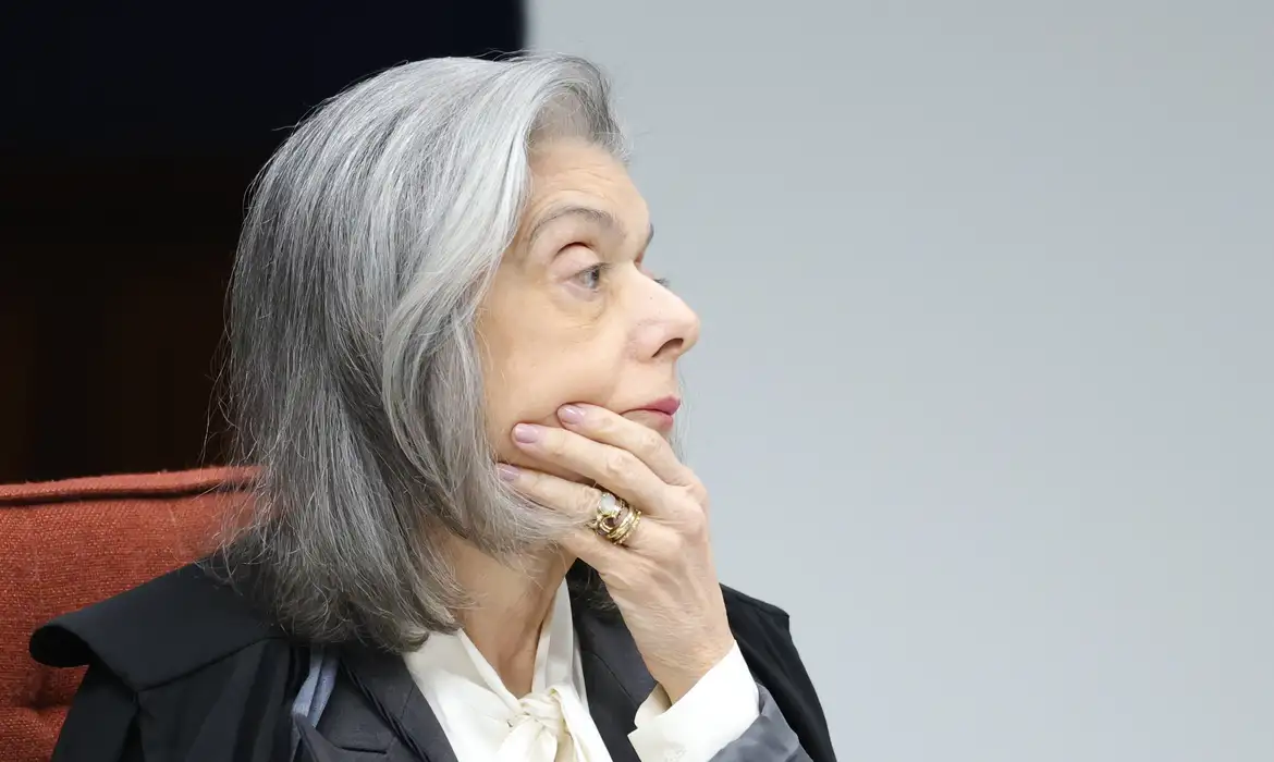 ministra Carmen Lucia