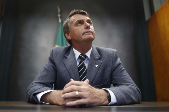 Jair Bolsonaro em seu gabinete na CÃ¢mara dos Deputados, em BrasÃ­lia (Foto: Igo Estrela/EstadÃ£o ConteÃºdo)