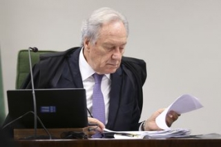 Ministro do STF Ricardo Lewandowski pede que a Corte autorize Lula a dar entrevista (Foto: AgÃªncia Brasil)