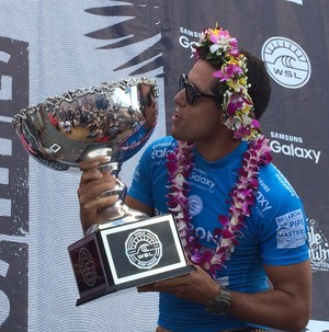 Adriano de Souza, o Mineirinho, Ã© campeÃ£o mundial de surfe na 11 etapa do circuito mundial em Pipeline no HavaÃ­ (Foto: David Abramvezt)
