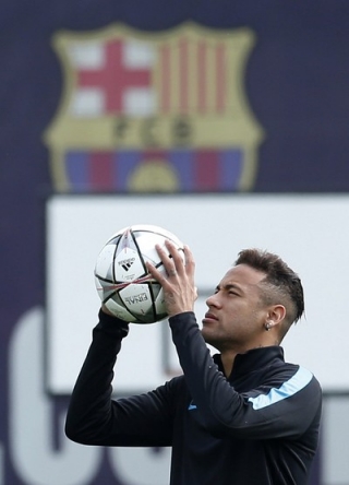 Neymar serÃ¡ um dos jogadores com mais de 23 anos na SeleÃ§Ã£o que buscarÃ¡ o ouro inÃ©dito nas OlimpÃ­adas (Foto: Reuters)