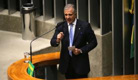 Deputado Julio Lopes diz que MaranhÃƒÂ£o cometeu "atentado contra o partido e contra a democracia", com as medidas de ontem (9) (Foto: Fabio Rodrigues Pozzebom/AgÃƒÂªncia Brasil)