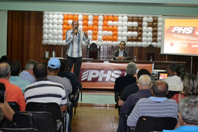 Geraldo Torrinha discursou para um auditÃƒÆ’Ã‚Â³rio lotado e falou das dificuldades que o prÃƒÆ’Ã‚Â³ximo prefeito precisa enfrentar. (Foto: Ageu Ebert)