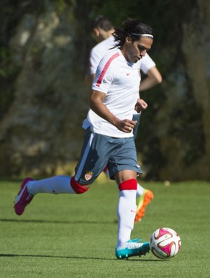 Falcao GarcÃ­a vai defender as cores do United, segundo imprensa europeia (DivulgaÃ§Ã£o/Monaco)