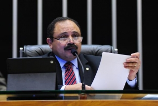 Waldir MaranhÃ£, presidente interino da CÃ¢mara dos Deputados, anula votaÃ§Ã£o do processo de impeachment de Dilma Rousseff (Foto: Gustavo Lima/CÃ¢mara dos Deputados)