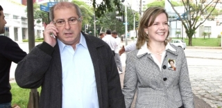 O ex-ministro Paulo Bernardo Ã© casado com a senadora Gleisi Hoffmann (PT-PR) (Foto: Franklin de Freitas/Folhapress)