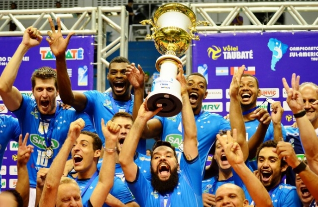 Cruzeiro conquistou neste domingo o tricampeonato do Campeonato Sul-Americano de VÃ´lei (Foto: Danilo Sardinha)