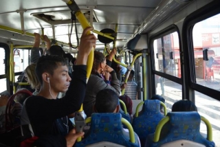 Um em cada quatro brasileiros usa Ã´nibus para ir ao trabalho ou Ã  escola todos os dias (Foto: JosÃ© Cruz/AgÃªncia Brasil)