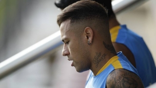 Neymar em treino do Barcelona (Foto: Manu Fernandez/AP)