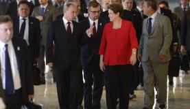 A presidenta Dilma Rousseff recebe o presidente da RÃºssia, Vladimir Putin, no PalÃ¡cio do Planalto (Foto: Wilson Dias/AgÃªncia Brasil)
