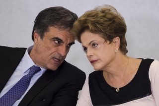 O ministro da JustiÃ§a falou sobre a questÃ£o do impeachment apÃ³s participar,  ao lado da presidenta Dilma Rousseff, da solenidade de entrega do 21Âº PrÃªmio Direitos Humanos, no PalÃ¡cio do Planalto (Foto: Marcelo Camargo/AgÃªncia Brasil)