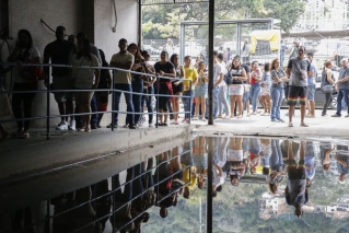 Segundo turno: eleitores de 13 estados e do Distrito Federal retornarÃ£o dia 28 aos postos de votaÃ§Ã£o para escolher governadores  (Foto: TÃ¢nia RÃªgo/AgÃªncia Brasil)