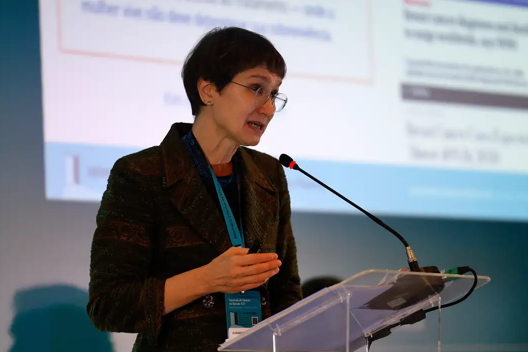 Casos de câncer devem crescer 77% no mundo até 2050, alerta OMS