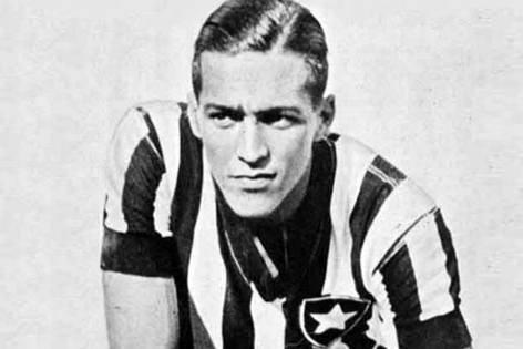 A conturbada vida do genial e atormentado centroavante do Botafogo