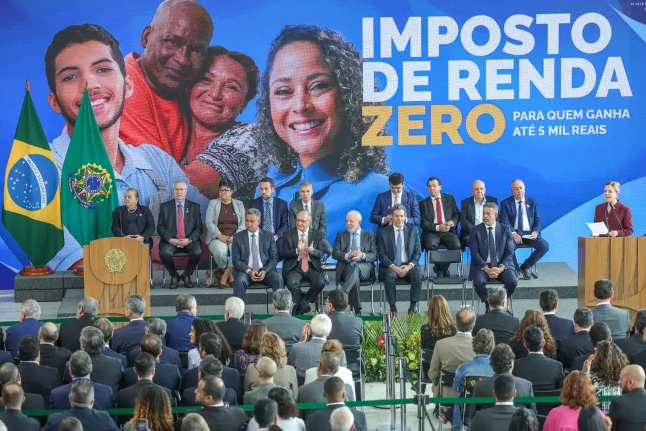 Lula sanciona isenção do IR para renda até R$ 5 mil a partir de 2026