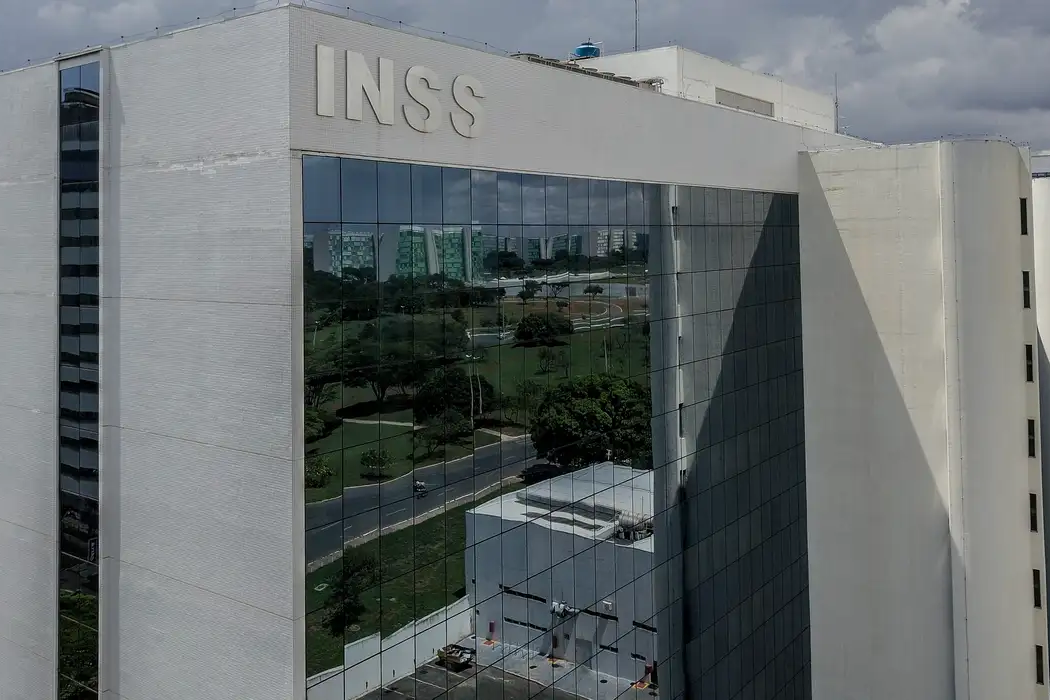 PF deflagra operação contra roubo de dados de beneficiários do INSS