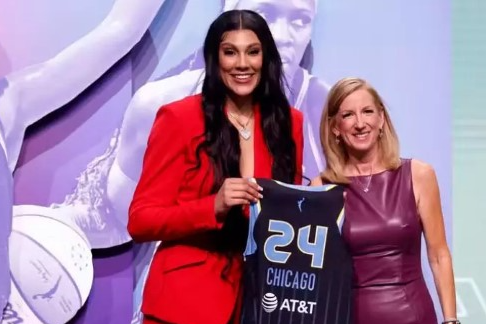 Destaque do Jemg é selecionada para principal liga de basquete feminino do mundo