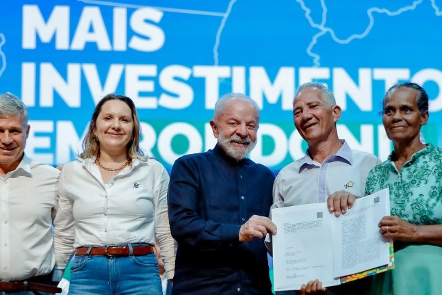 Lula defende Moraes, ataca parlamentares e diz que será candidato em 2026 se tiver saúde