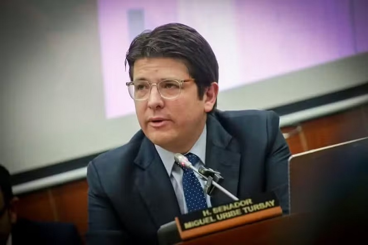 Morre Miguel Uribe, senador colombiano e pré-candidato à Presidência