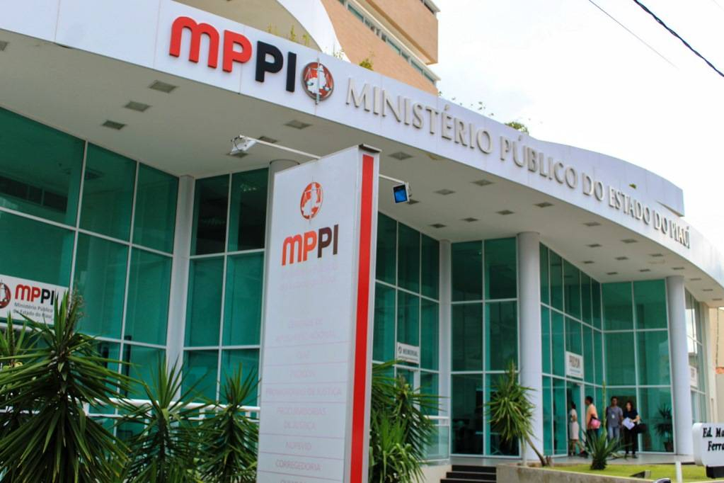 MPPI aciona Campo Maior por retenção de R$ 2,4 milhões descontados dos servidores