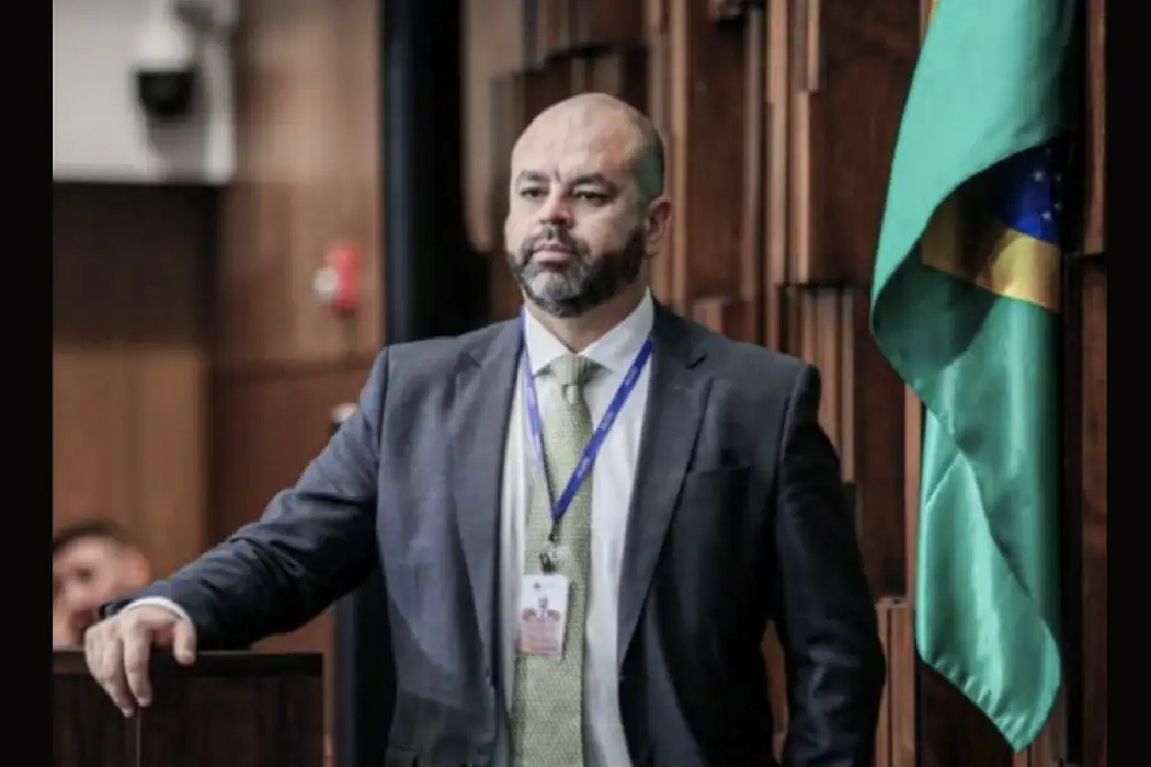 Alerj exonera chefe de gabinete de Bacellar após nova fase da Operação Unha e Carne