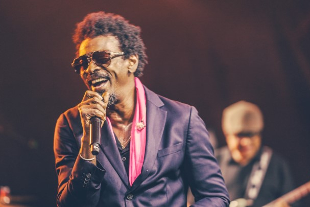 Cultura na praça: Seu Jorge leva suingue e diversidade ao coração de João Monlevade