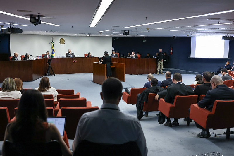 STF inicia julgamento do Núcleo 4 da trama golpista e retoma análise na próxima semana