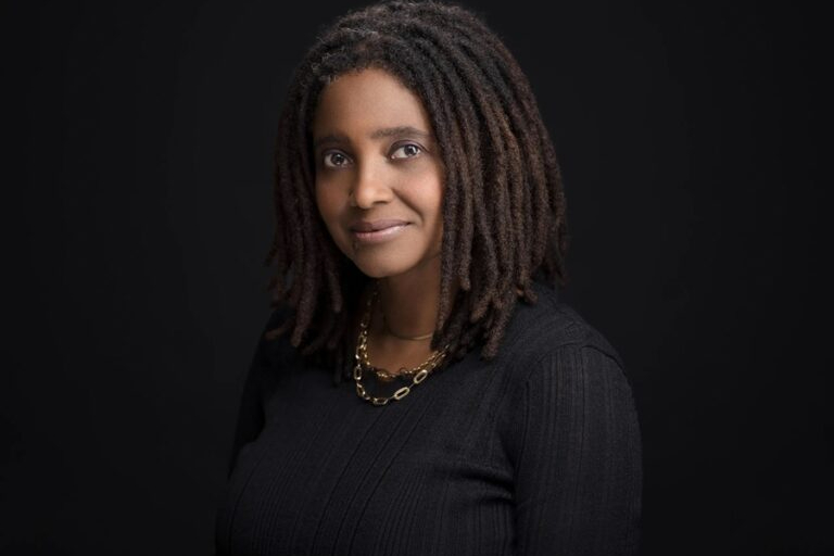 A POESIA NEGRA DE TRACY SMITH