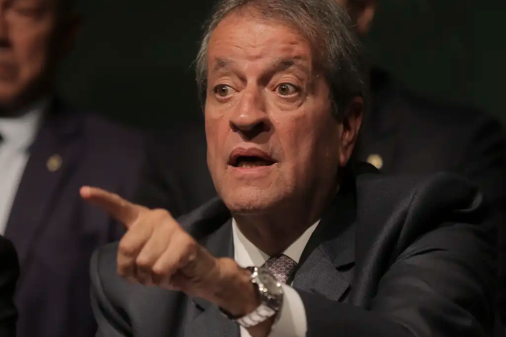 Valdemar Costa Neto sugere candidatura de Luiz Fux ao Senado pelo PL
