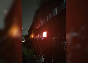 Incêndio atinge motel na Cristiano Machado e mobiliza bombeiros em BH