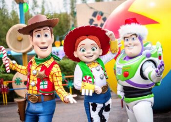 Toy Story ocupa o BH Shopping e transforma férias em experiência afetiva para crianças e adultos