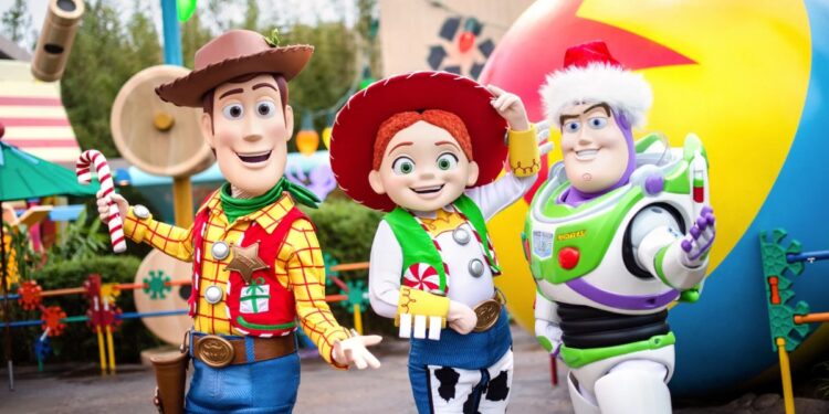 Toy Story ocupa o BH Shopping e transforma férias em experiência afetiva para crianças e adultos