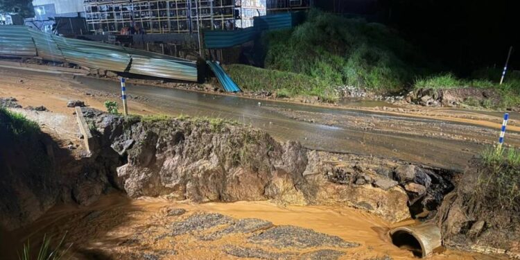 Dois vazamentos em operações da Vale em Minas Gerais geram ação e multas do governo